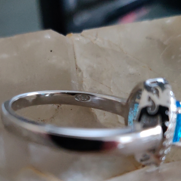 Topaz Sterling Silver Ring - Picture 5 of 6
